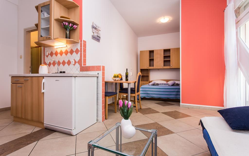 Apartments Kraljic バスカ エクステリア 写真