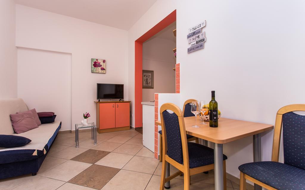 Apartments Kraljic バスカ エクステリア 写真