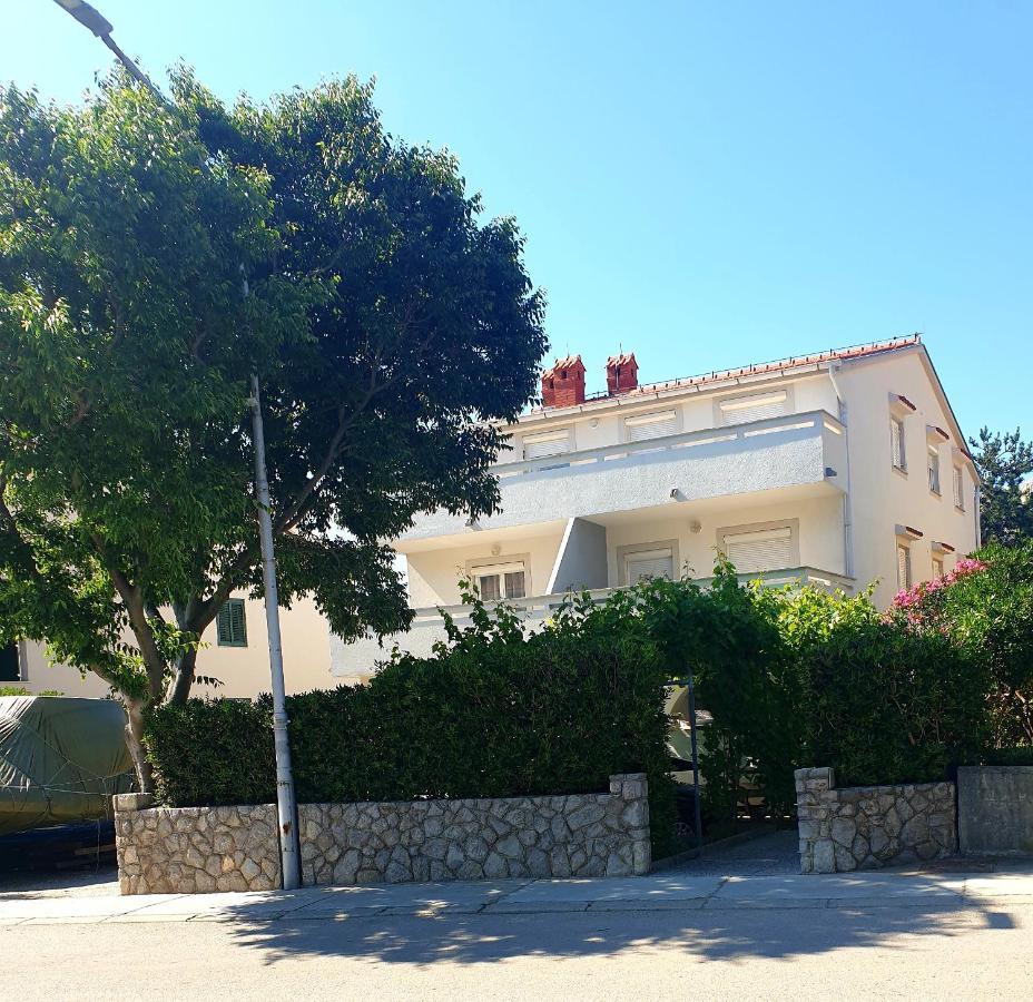 Apartments Kraljic バスカ エクステリア 写真